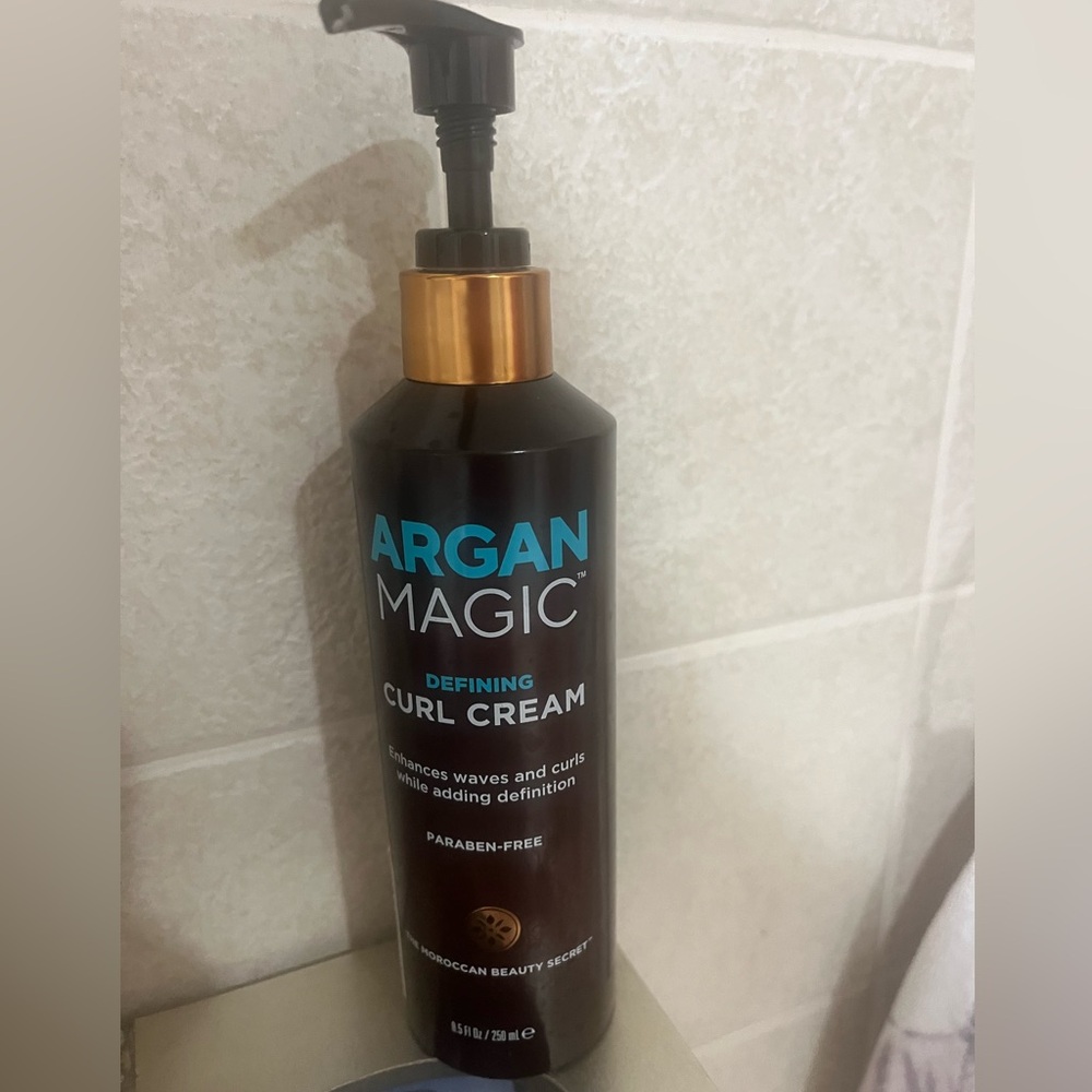 Argan Magic Defining curl Cream 8.5oz